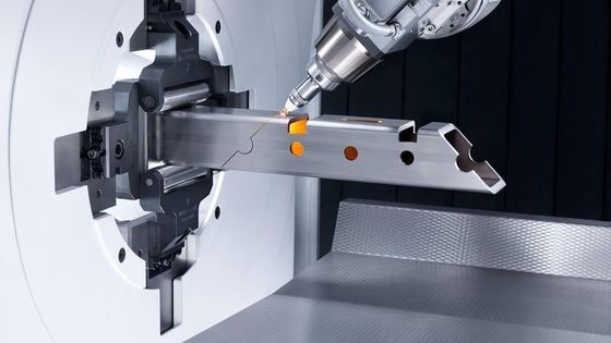 Programmierbare Röhrenlaserschneidemaschine Starrer Maschinenrahmen für die Bearbeitung und Wartung