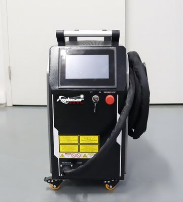 Schweißschneiden und Reinigung 3 in 1 Lasermaschine mit kontinuierlichem Faserlasertyp