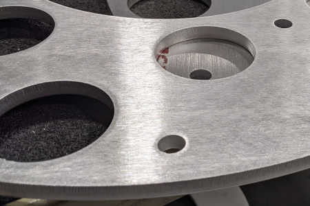Hochproduktivitätsmaschine 3000-30000 W Gantry Cnc Fiber Laser Schneidmaschine für Großformat