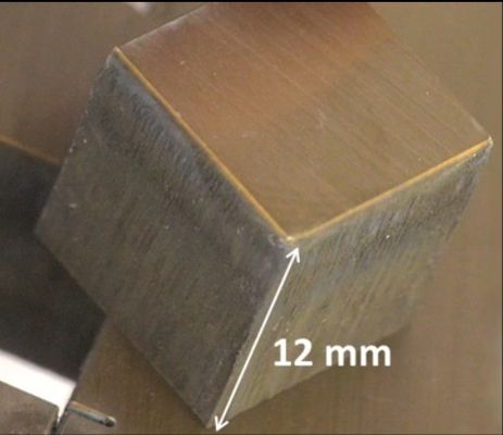 Weiterentwickelte, wirtschaftliche Faserlaserschneidemaschine für das Training Schnittdicke 0-30 mm