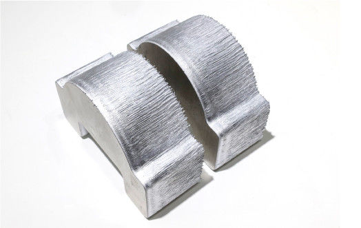1500W Wirtschaftliche Edelmetalllaserschneidemaschine mit Dwg-Grafikformatunterstützung
