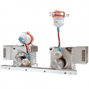 1500mm*3000mm Schneidfläche Rohr- und Blechlaserschneidemaschine mit Wasserkühlung