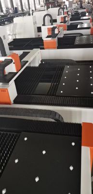 1500w 2000w 3000w Faserlaserschneidemaschinen für CNC-Metallschneiden